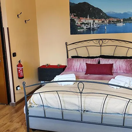 Elegante Casa Carl Apartment Como